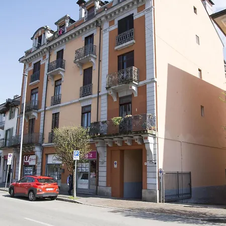 Casa *